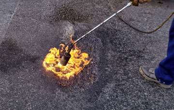 Morningthorpe flat roofing repairs